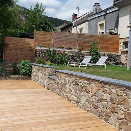 Gite En Bord De Meuse มงแตร์เม ภายนอก รูปภาพ